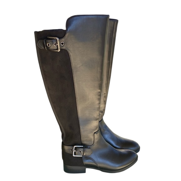 EUC Liz Claiborne Black Fall Knee High Flat zip City Boot Ladies Size 5 Medium. - Picture 2 of 11